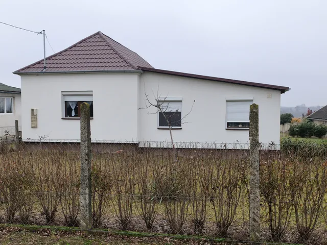 Eladó ház Bakonypéterd 70 nm