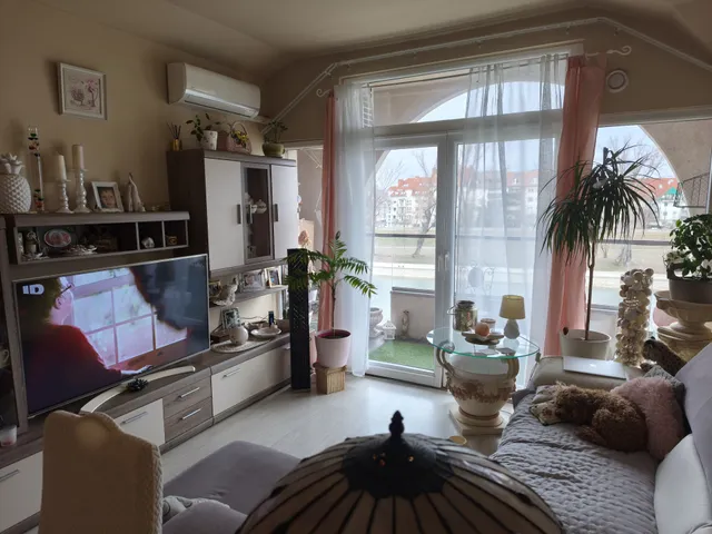 Eladó lakás Győr 67 nm