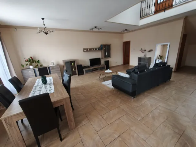 Eladó ház Győr 229 nm