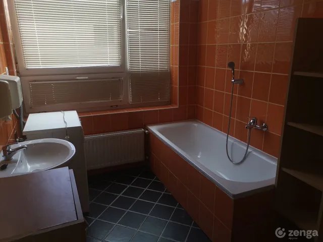Kiadó lakás Győr, Gyárváros 75 nm