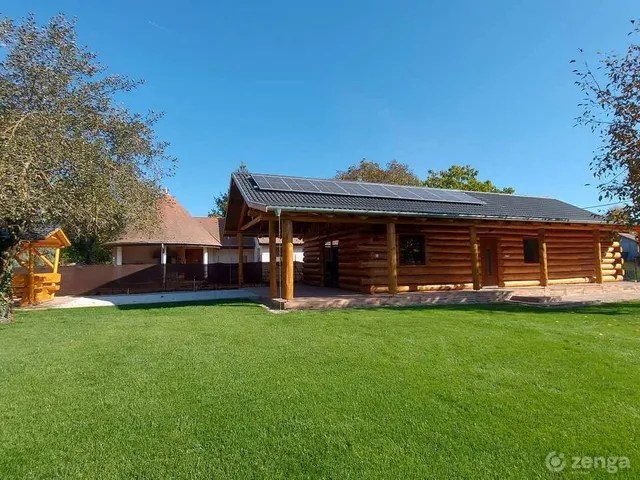 Eladó ház Dömsöd, Középső út 121 72 nm