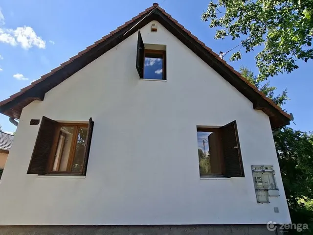 Eladó ház Dömsöd, Középső út 123 105 nm