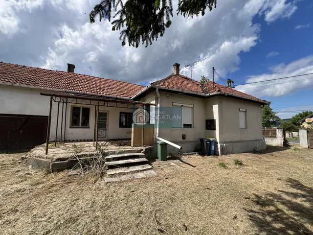 Eladó ház Felsőnyárád 88 nm