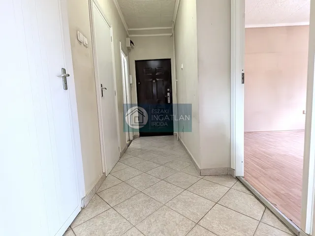 Eladó lakás Kazincbarcika, Zemplény utca 57 nm