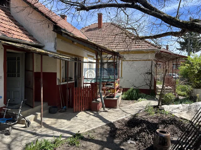 Eladó ház Szendrő 91 nm
