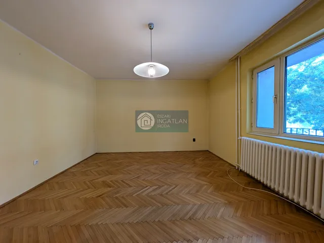 Eladó lakás Kazincbarcika 57 nm