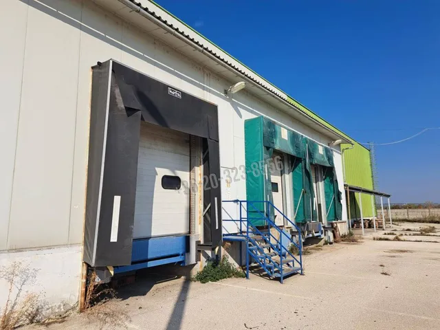 Eladó kereskedelmi és ipari ingatlan Tahitótfalu 2147 nm