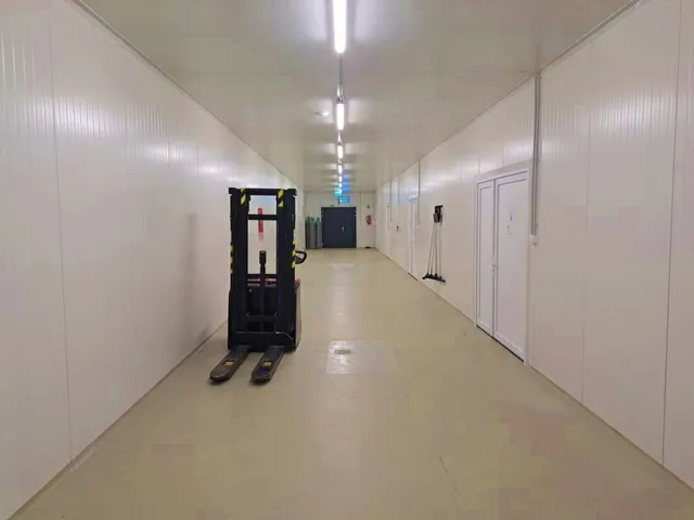 Eladó kereskedelmi és ipari ingatlan Tata 2121 nm