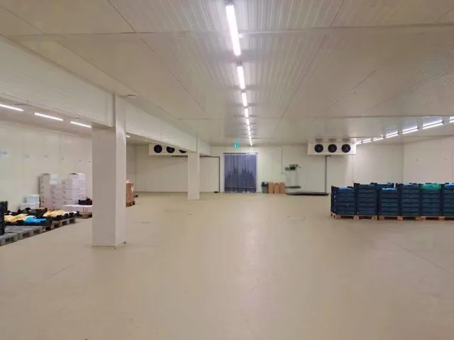 Eladó kereskedelmi és ipari ingatlan Tata 2121 nm