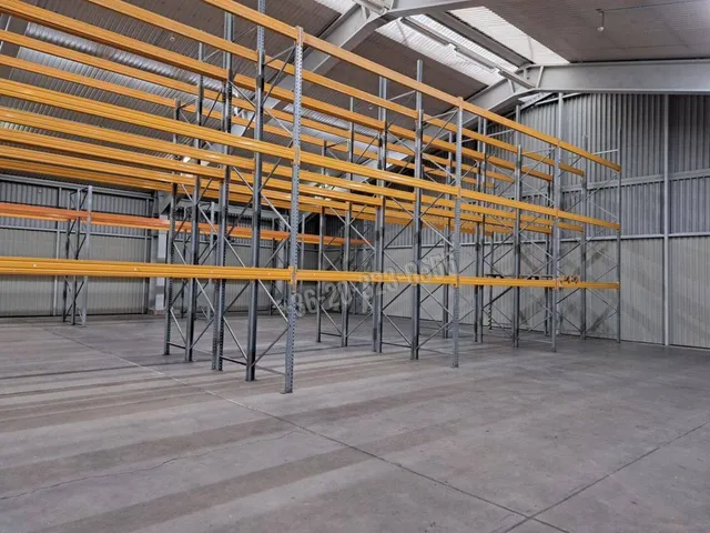 Kiadó kereskedelmi és ipari ingatlan Budapest XXII. kerület, Budatétény 998 nm