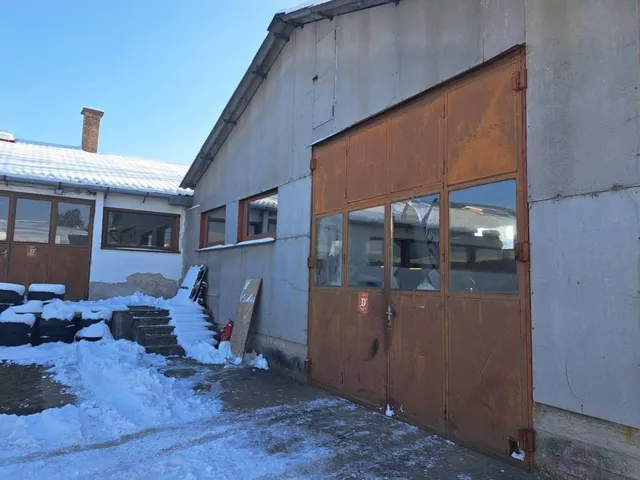 Eladó kereskedelmi és ipari ingatlan Maglód 1323 nm
