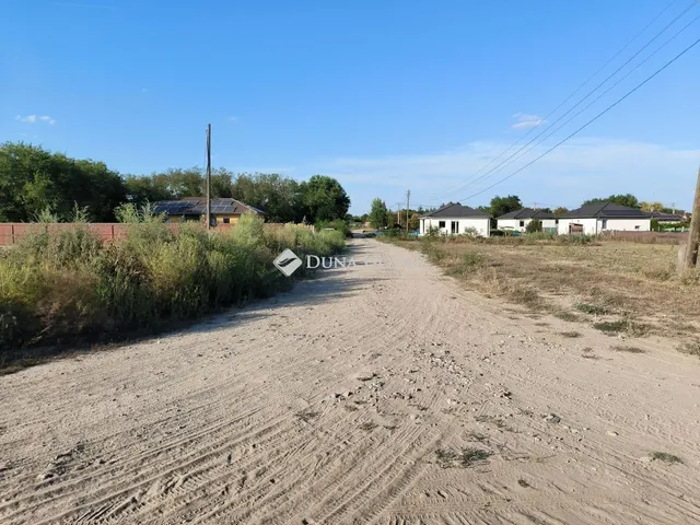 Eladó telek Kecskemét, Napkelet utca 815 nm
