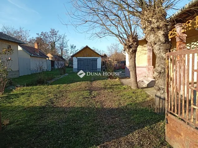 Eladó ház Jászladány 78 nm