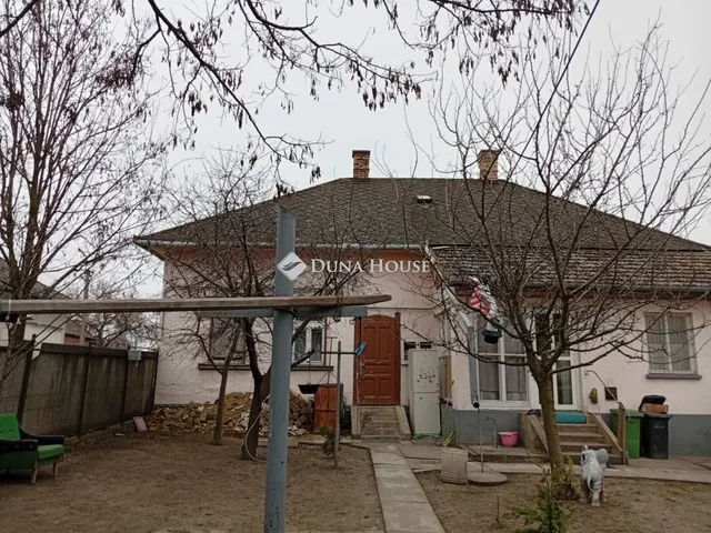 Eladó ház Jászladány 123 nm