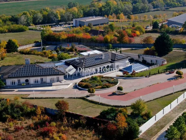 Eladó ház Törökbálint 2000 nm