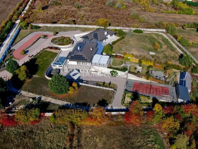 Eladó ház Törökbálint 2000 nm