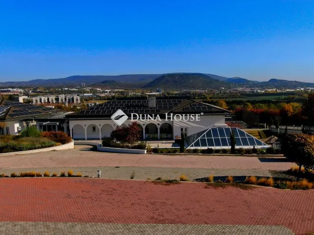 Eladó ház Törökbálint 2000 nm