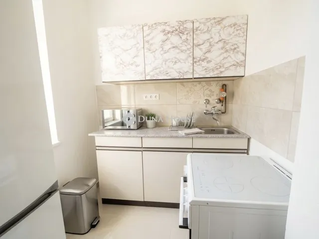 Eladó lakás Pécel 41 nm