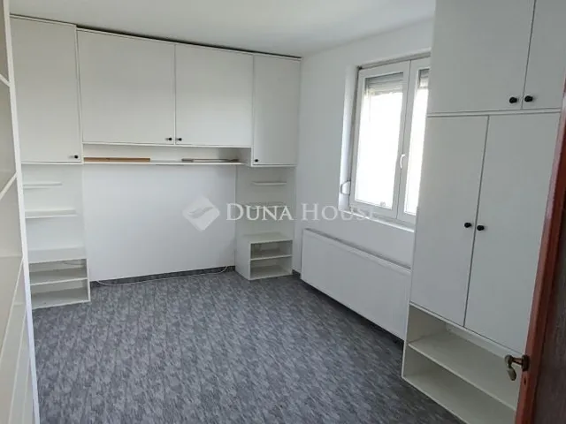Eladó ház Ercsi 164 nm