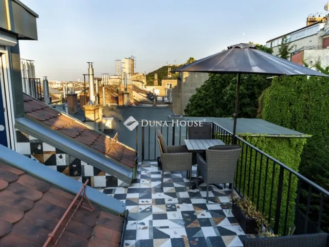 Eladó lakás Budapest I. kerület 144 nm