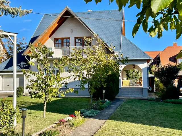 Eladó ház Gyenesdiás 130 nm