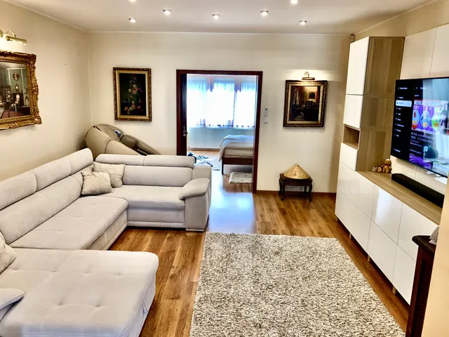 Eladó ház Budapest XVI. kerület, Árpádföld 152 nm