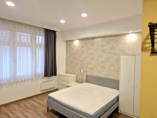 Kiadó lakás Budapest VIII. kerület, Palotanegyed 27 nm