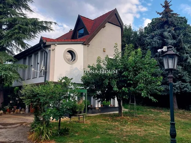 Eladó ház Cserszegtomaj 170 nm