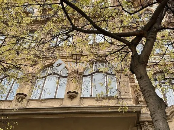 Eladó lakás Budapest VI. kerület 116 nm