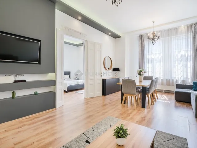 Eladó lakás Budapest VI. kerület 113 nm