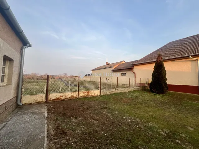 Eladó ház Újhartyán 110 nm