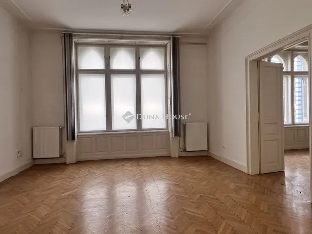 Kiadó lakás Budapest V. kerület 242 nm