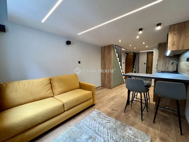Eladó lakás Budapest VI. kerület 44 nm
