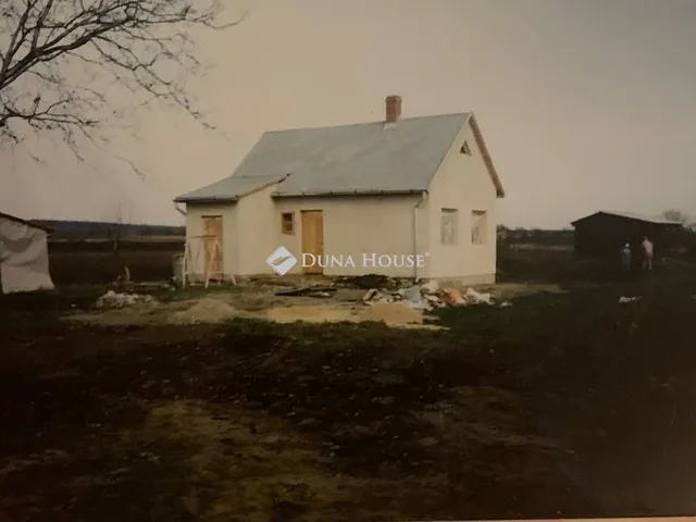Eladó telek Lepsény 964 nm