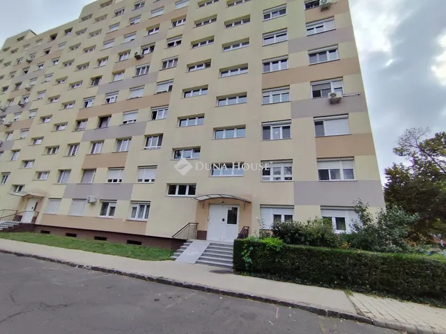 Eladó lakás Budapest XI. kerület, Fehérvári út 65 nm