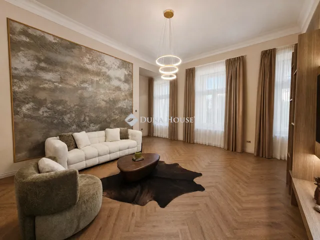 Eladó lakás Budapest V. kerület 89 nm