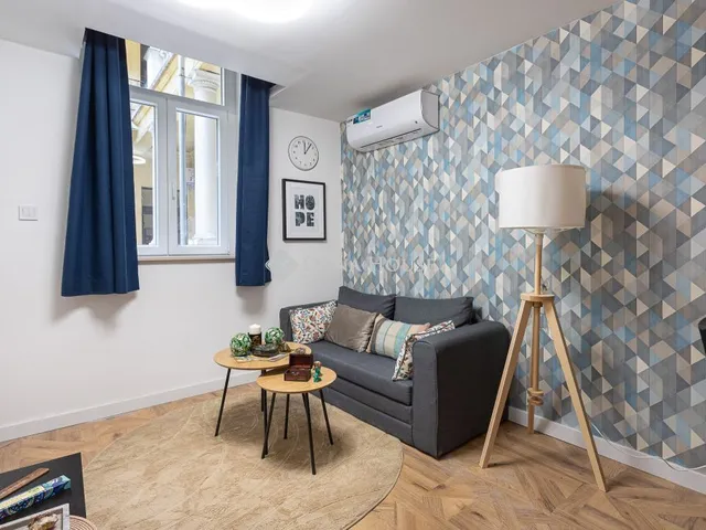 Eladó lakás Budapest VI. kerület 35 nm