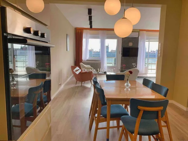 Kiadó lakás Budapest II. kerület, Bem rakpart 104 nm