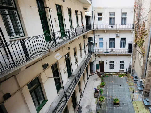 Eladó lakás Budapest VI. kerület 36 nm