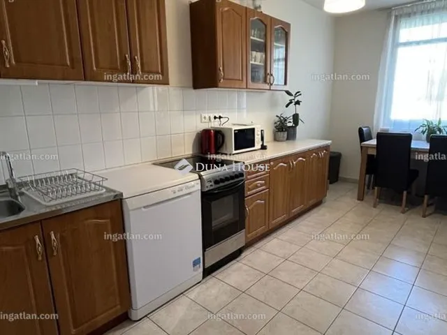 Eladó lakás Budapest VIII. kerület 71 nm