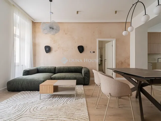 Eladó lakás Budapest VI. kerület 86 nm