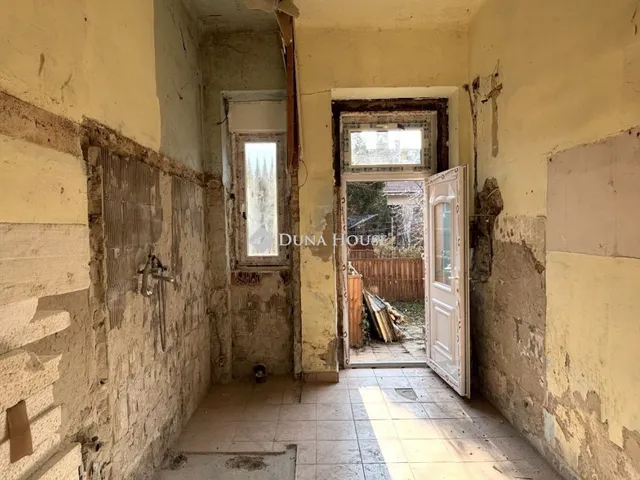 Eladó lakás Budapest X. kerület 12 nm