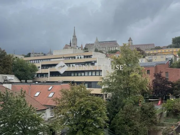 Eladó lakás Budapest I. kerület 73 nm