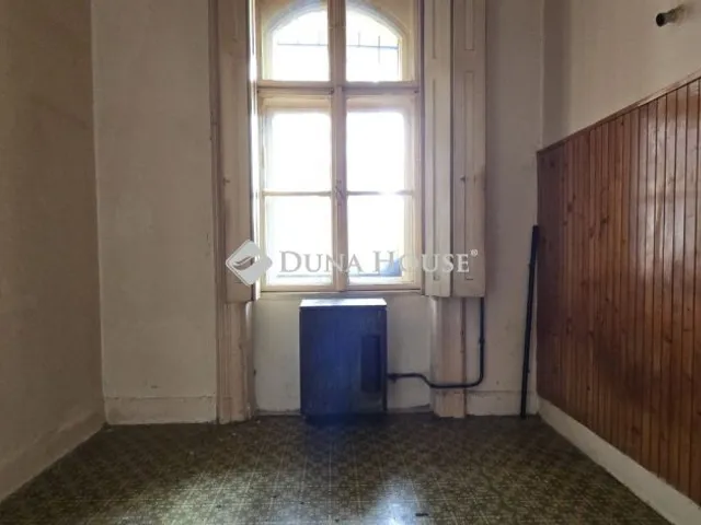 Eladó lakás Budapest VIII. kerület 82 nm