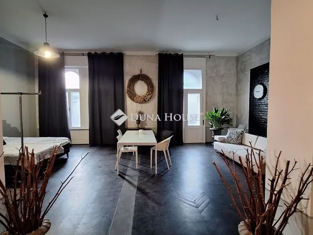 Eladó lakás Kaposvár 97 nm