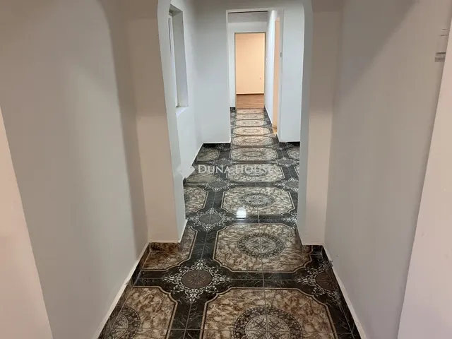 Eladó ház Gamás 90 nm