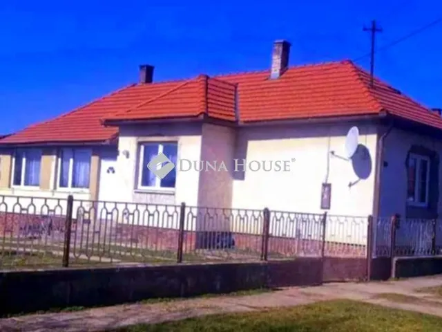 Eladó ház Kadarkút 109 nm