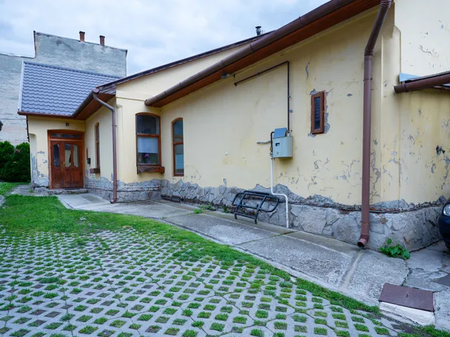 Eladó lakás Kaposvár 100 nm