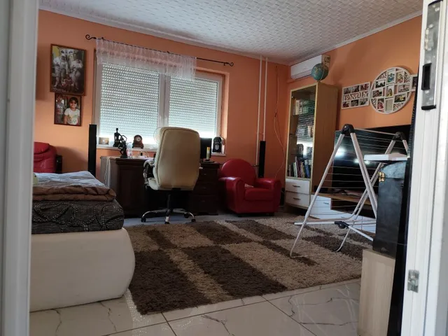 Eladó ház Kisléta, Bogáti utca 130 nm