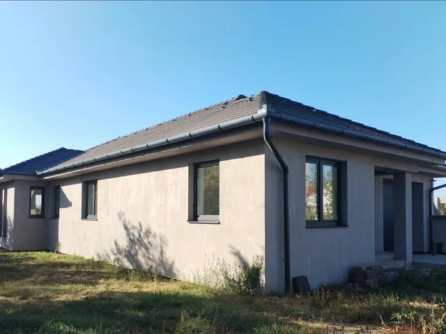 Eladó ház Nagyhegyes 168 nm